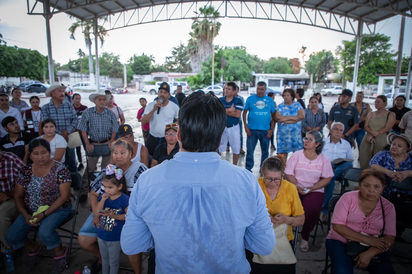 Ayuntamiento se compromete a obras y mejorar servicios públicos en Eldorado